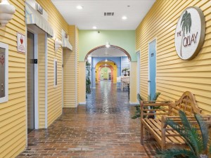 11-quay-amenities-11-elevator-area.jpg