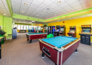 20-quay-amenities-20-billiards.jpg