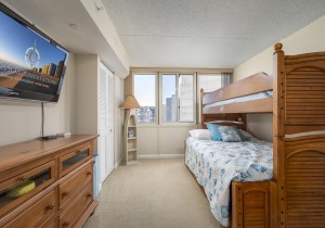 quay1803-19-bedroom-2.jpg