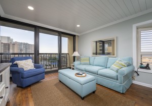 seawatch502-11-living-area.jpg