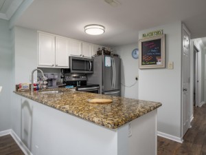 seawatch502-15-kitchen.jpg