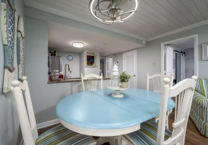 seawatch502-16-dining.jpg