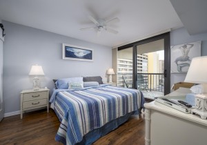 seawatch502-18-primary-bedroom.jpg