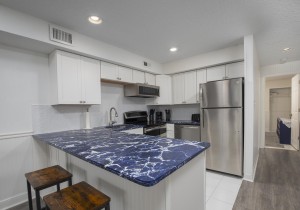 jamaicabay205-6-kitchen.jpg