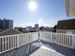 biscayne8802-7-upper-balcony.jpg