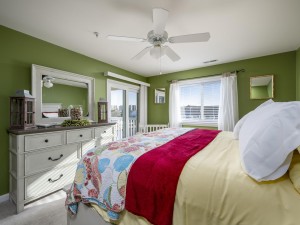 baywatch302d-23-primary-bedroom.jpg