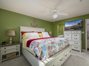 baywatch302d-24-primary-bedroom.jpg
