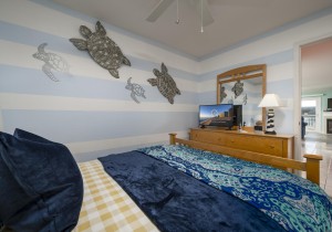 baywatch302d-31-bedroom-3.jpg