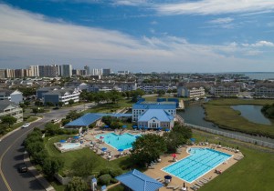 heronharborpool-1.jpg