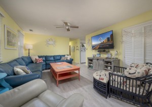 fiesta14107-18-living-area.jpg