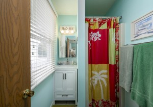 fiesta14107-24-primary-bath.jpg