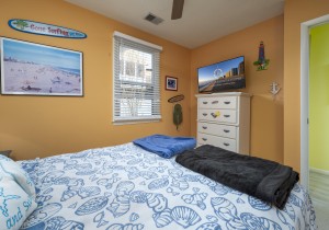 fiesta14107-26-bedroom-2.jpg