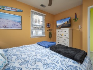 fiesta14107-26-bedroom-2.jpg