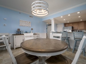 pier17-202-20-dining.jpg