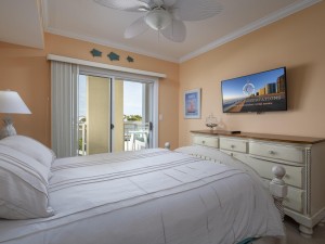 pier17-202-23-bedroom-2.jpg