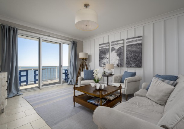 gateway912-11-living-area.jpg