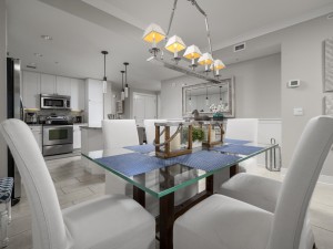 gateway912-17-dining-area.jpg