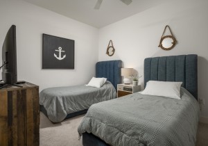 gateway912-19-bedroom-3.jpg