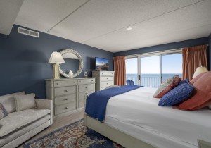 princessroyal1001-24-primary-bedroom.jpg