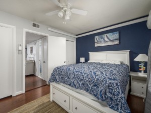 seamark308-17-bedroom.jpg