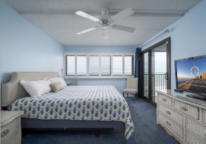 oceana303-13-primary-bedroom.jpg