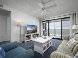 oceana303-6-living-area.jpg