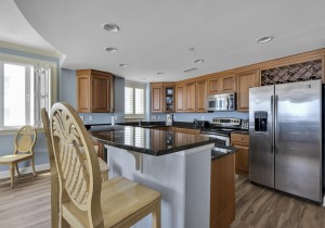 southbeach204-14-kitchen.jpg