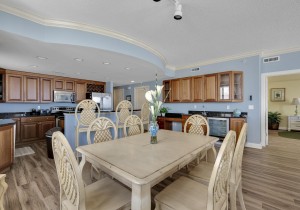 southbeach204-15-dining.jpg