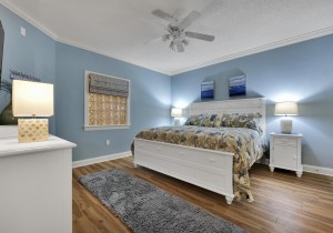 southbeach204-23-bedroom-2.jpg