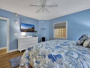 southbeach204-24-bedroom-2.jpg