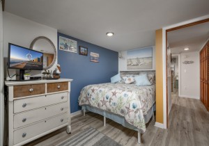 fountainhead1202-13-den.jpg