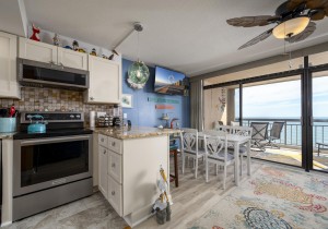 fountainhead1202-8-dining.jpg
