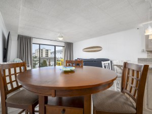 tradewinds203-11-dining.jpg