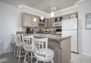 tradewinds203-14-kitchen.jpg
