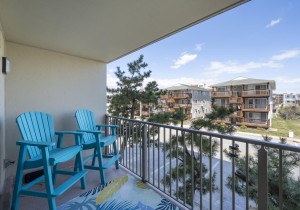 tradewinds203-7-balcony.jpg