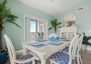 4100-401-7-dining.jpg