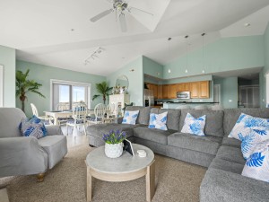 4100-401-8-open-floor.jpg
