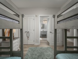 gateway805-27-bedroom-3.jpg