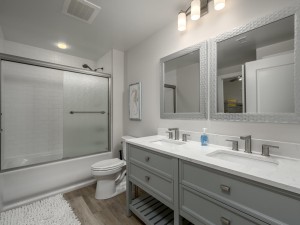 gateway805-28-bath-3.jpg