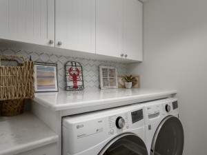 gateway805-29-laundry.jpg