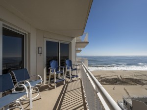gateway805-3-view-shot.jpg
