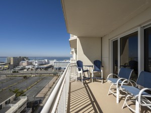 gateway805-6-bayview.jpg