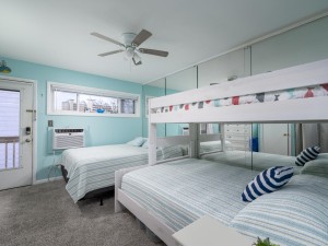 lazywhale22-12-bedroom.jpg