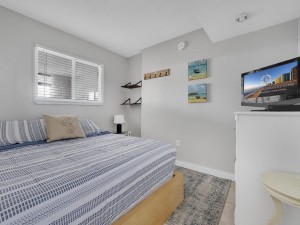 fountainhead205-13-bedroom-2.jpg