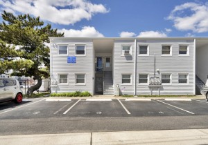 sparrow270-2cr-1-ext-street-side.jpg