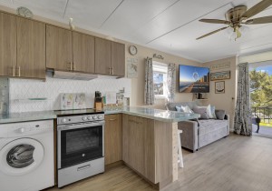 sparrow270-2cr-7-kitchen.jpg
