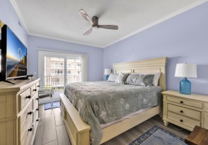 oceancastle202-13-primary-bedroom.jpg