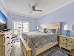 oceancastle202-13-primary-bedroom.jpg