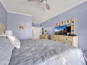 oceancastle202-14-primary-bedroom.jpg