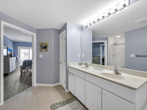 oceancastle202-16-primary-bath.jpg